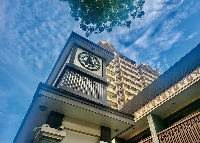 King Bed At Pine Crest #t3-439 Near Mall Apartment *